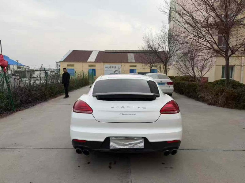 徐州17年保時捷帕拉梅拉9