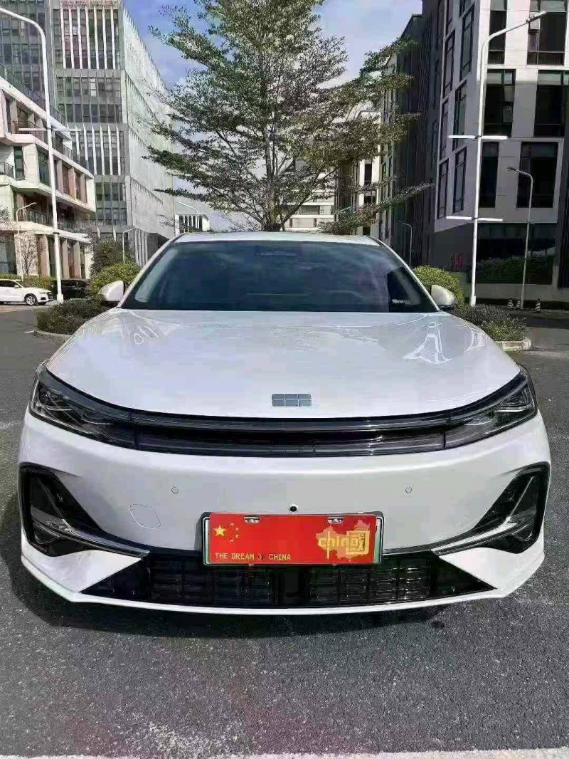 广州25年吉利银河1