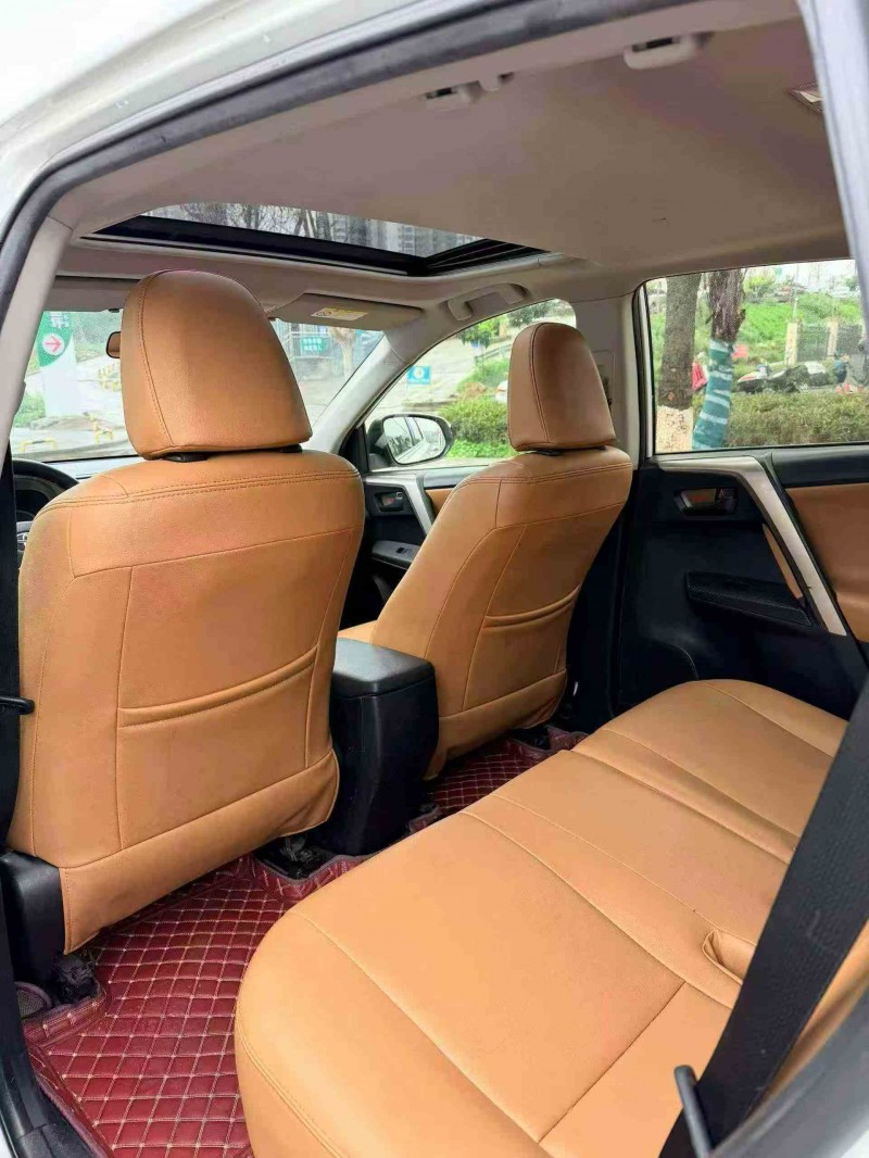德阳15年丰田RAV4荣放4
