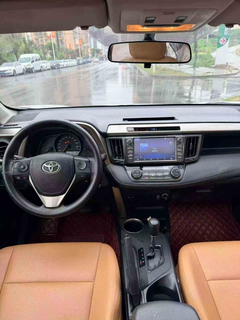 德阳15年丰田RAV4荣放5