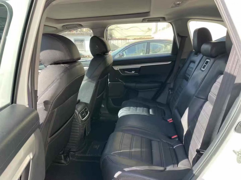 泰安19年本田CRV8
