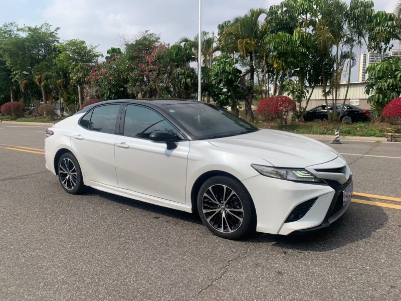 茂名18年豐田凱美瑞2