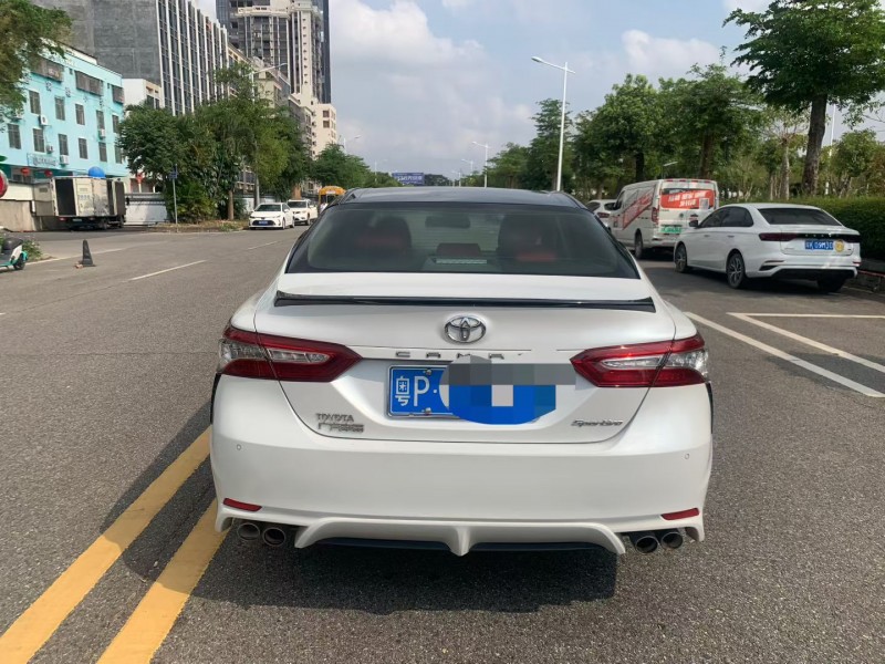 茂名18年豐田凱美瑞9