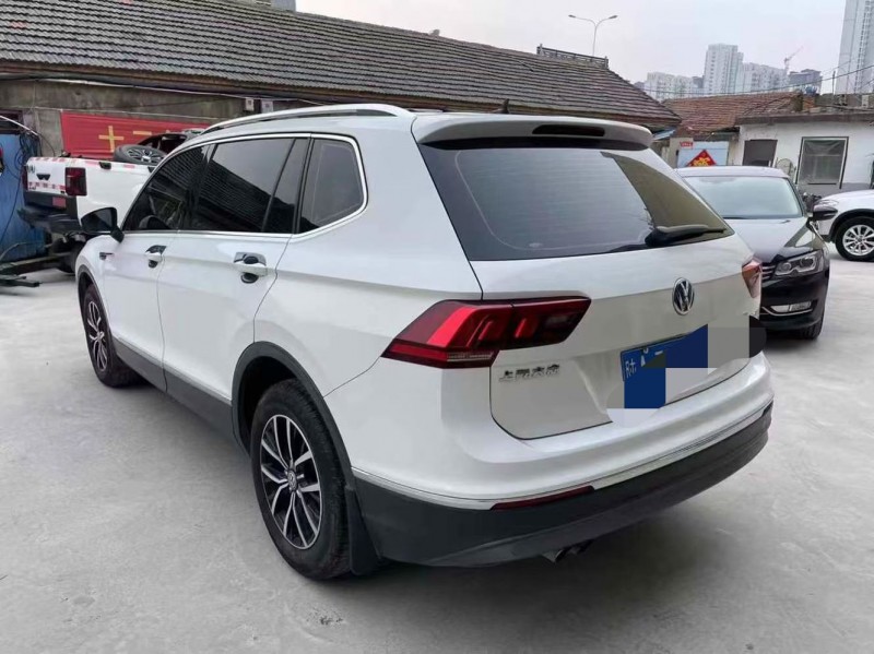 泰安17年大眾途觀2