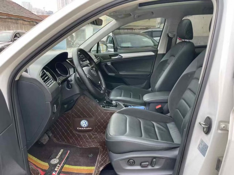 泰安17年大眾途觀8