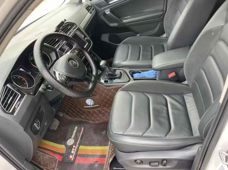 泰安17年大眾途觀9