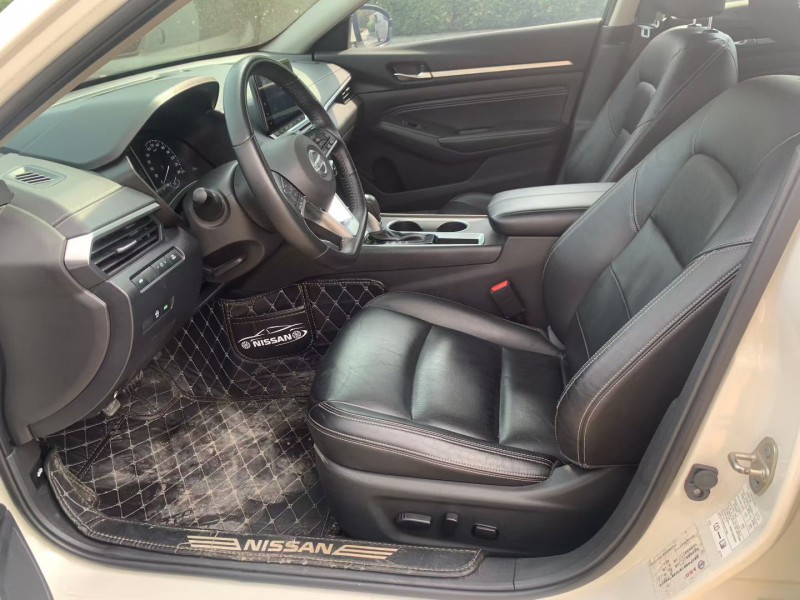 茂名20年日產天籟4