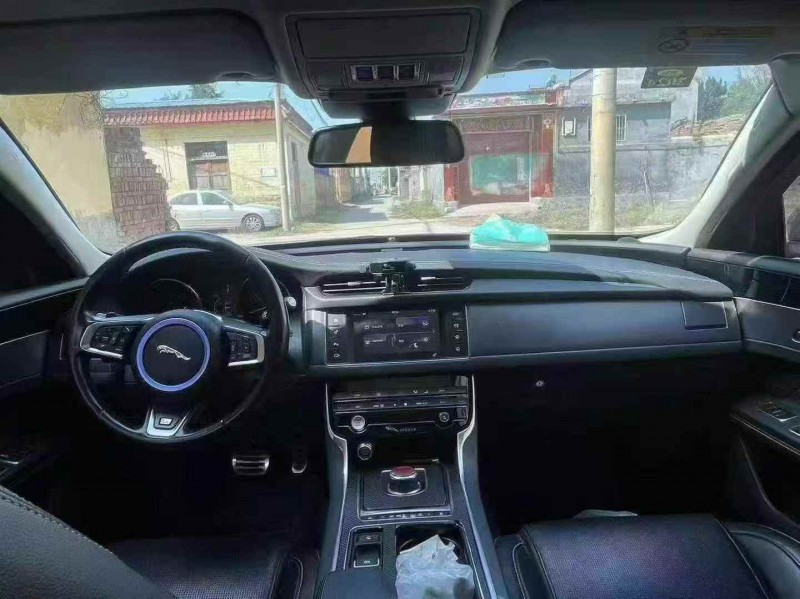 济南16年捷豹XF4