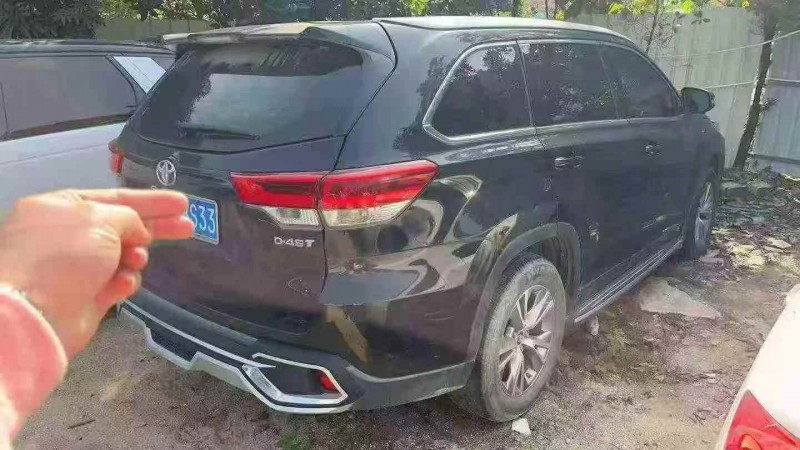 广州20年丰田汉兰达3