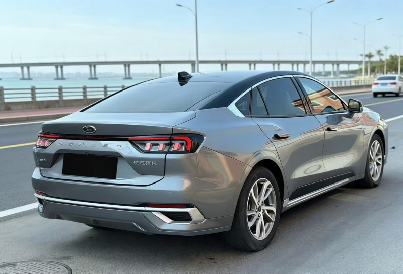 廈門22年福特蒙迪歐7