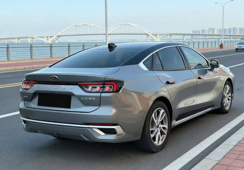 廈門22年福特蒙迪歐8