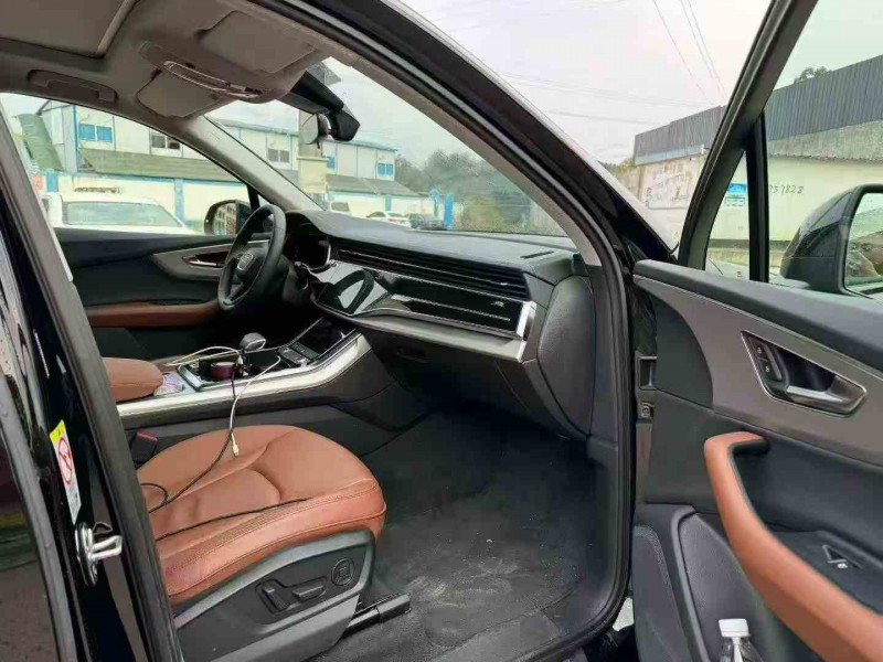 綿陽24年奧迪Q75