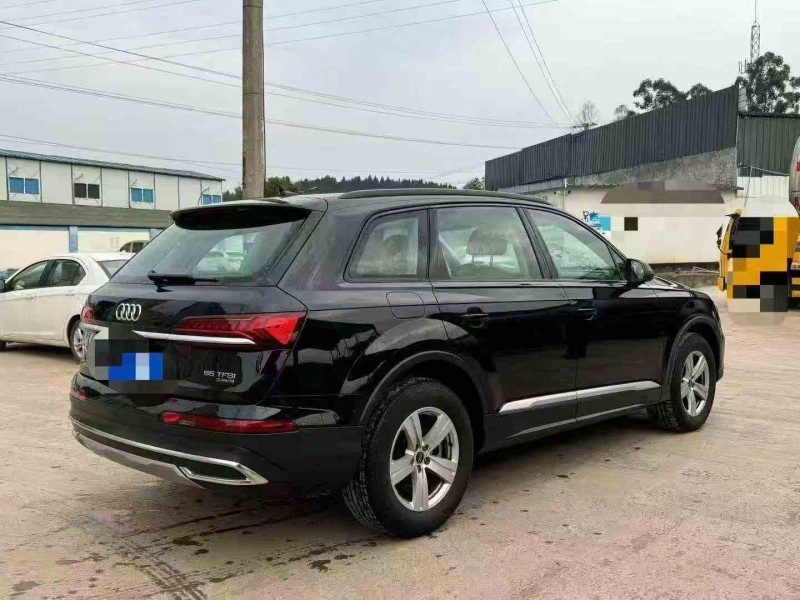 綿陽24年奧迪Q79