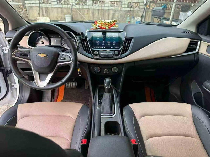 岳陽22年雪佛蘭科魯澤6