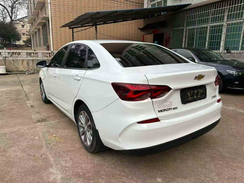 岳陽22年雪佛蘭科魯澤8