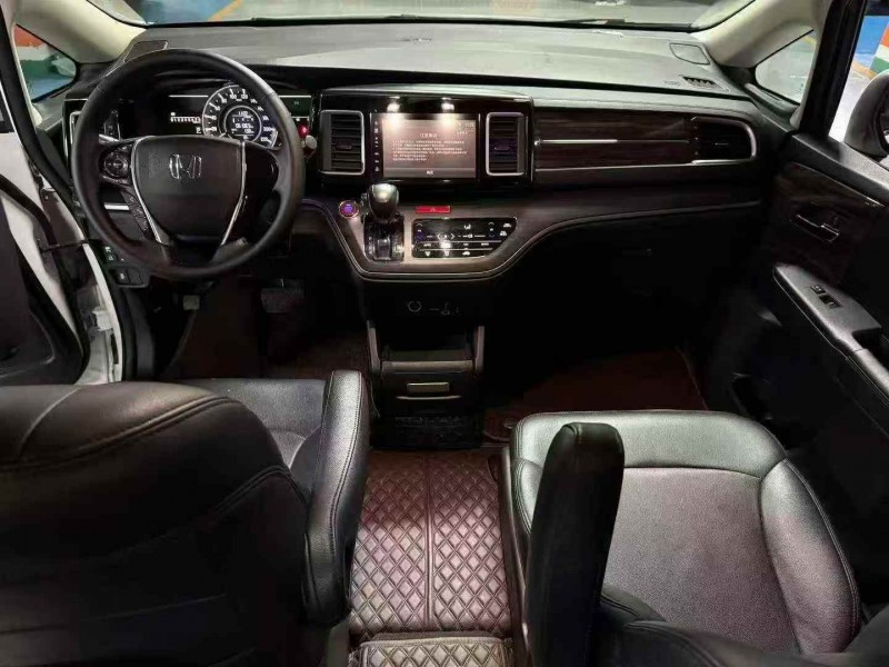 嘉兴19年本田艾力绅5