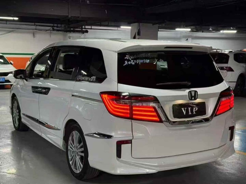 嘉兴19年本田艾力绅7