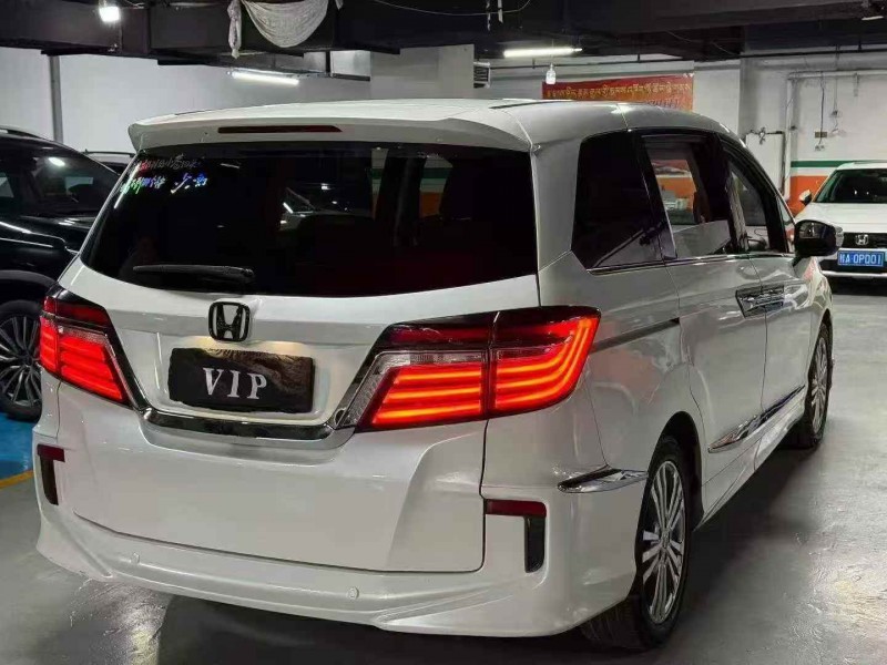 嘉兴19年本田艾力绅8