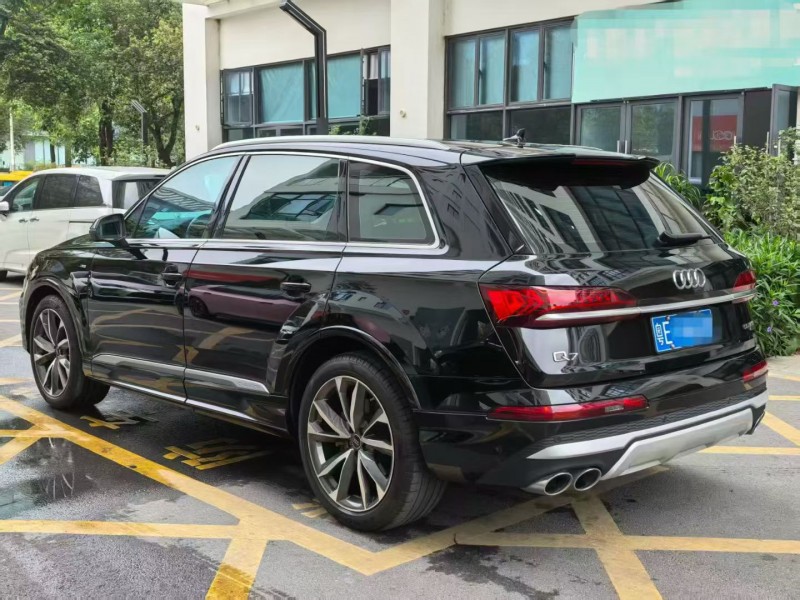 深圳23年奥迪Q75