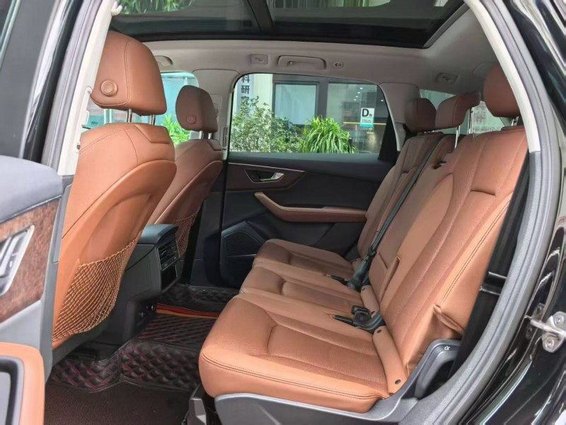 深圳23年奥迪Q77