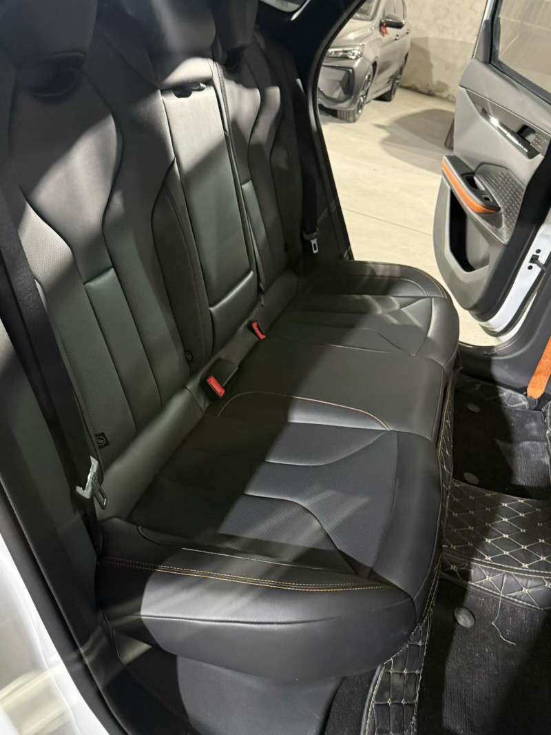 深圳25年长安汽车UNI3