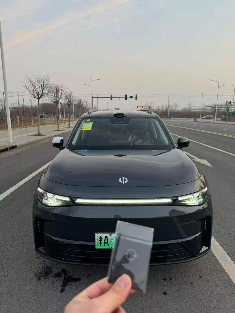 天津26年零跑汽車C161