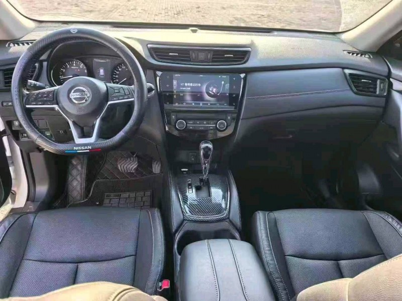 邢台19年日产奇骏4