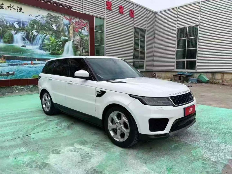 東營21年路虎攬勝運動3