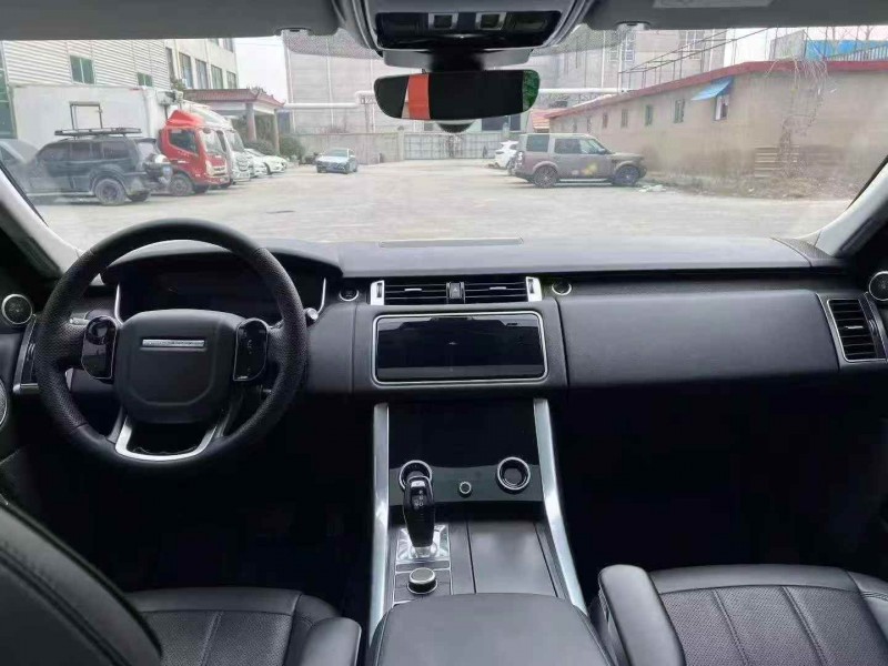 東營21年路虎攬勝運動6