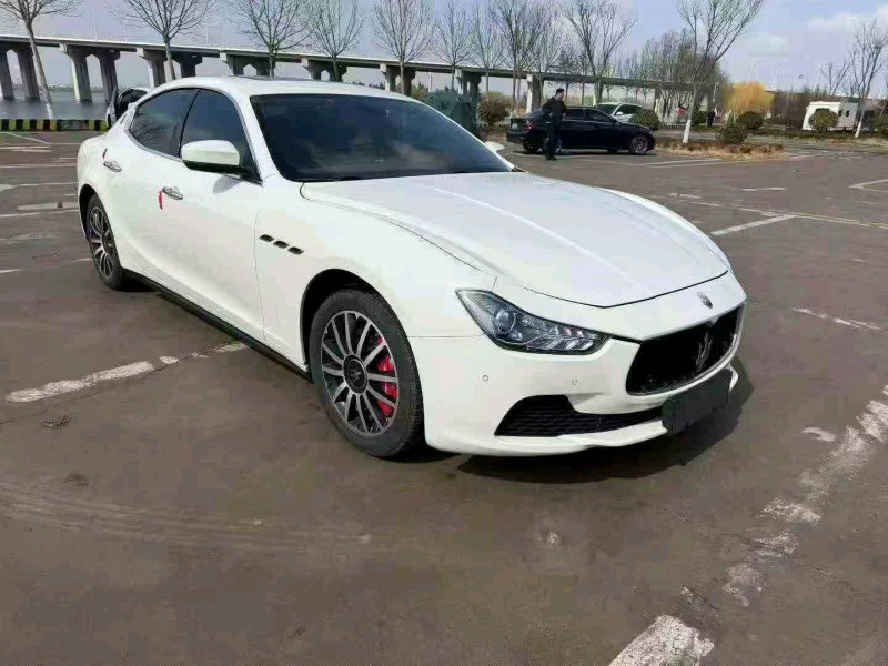 枣庄17年玛莎拉蒂Ghibli3