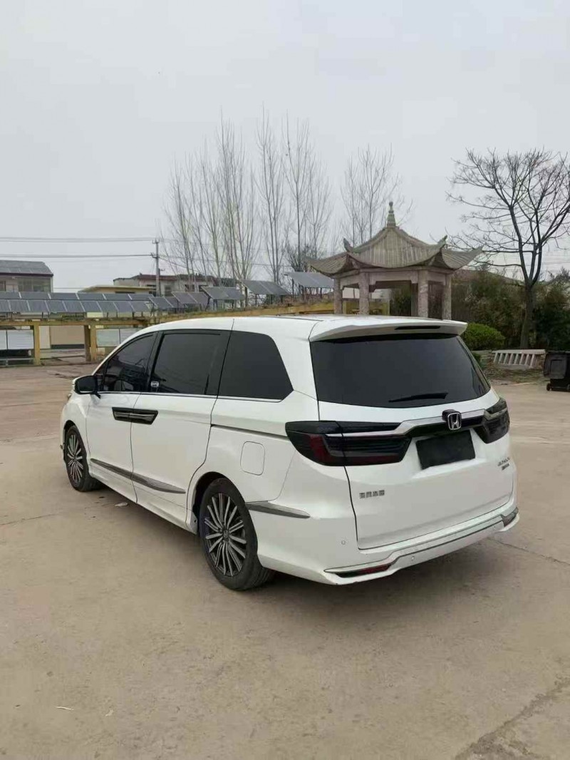 蘇州22年本田艾力紳8