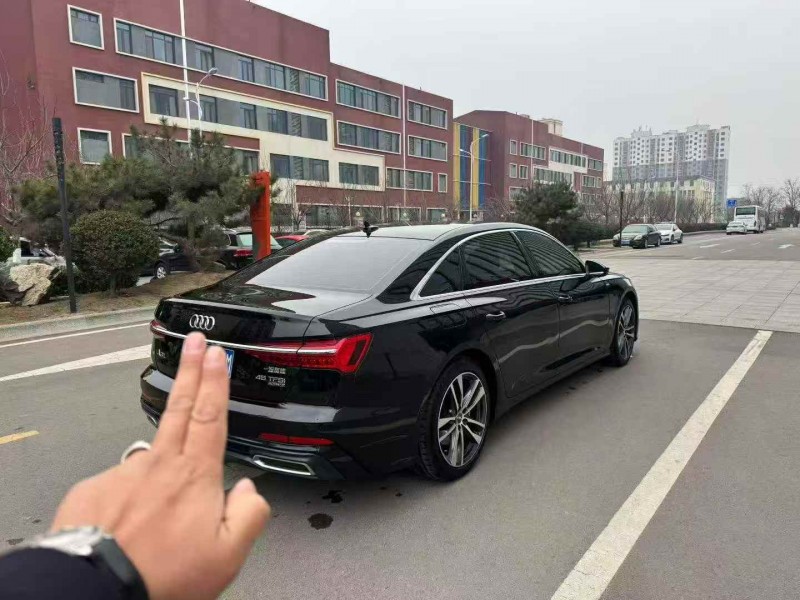 煙臺22年奧迪A6L7