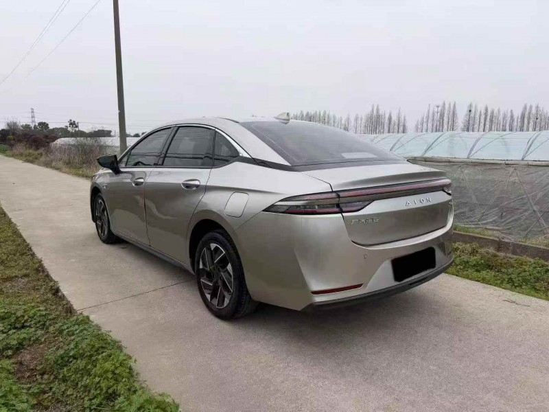 衢州25年传祺埃安S7