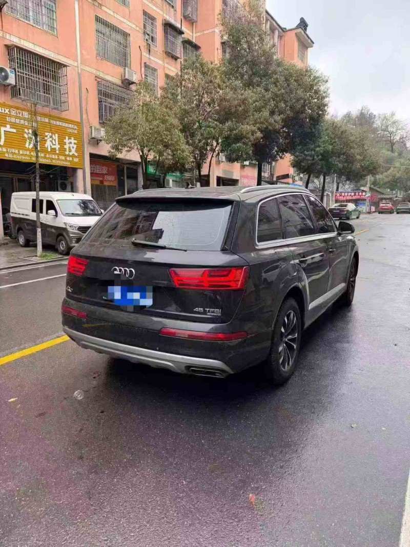 衡阳18年奥迪Q79