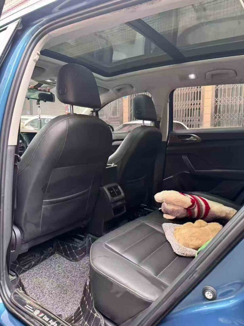 衡阳19年大众途岳6