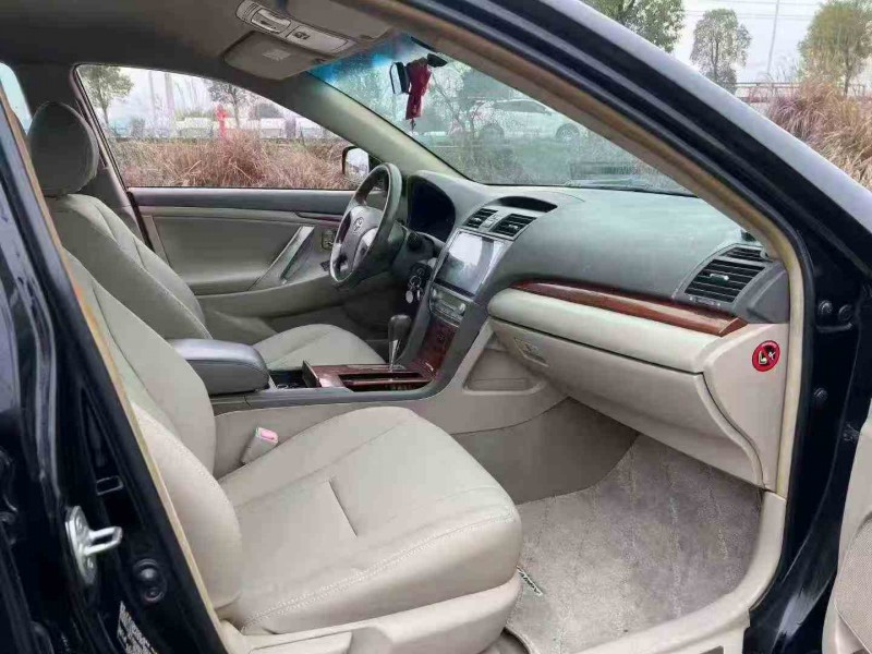 衡阳14年丰田锐志6