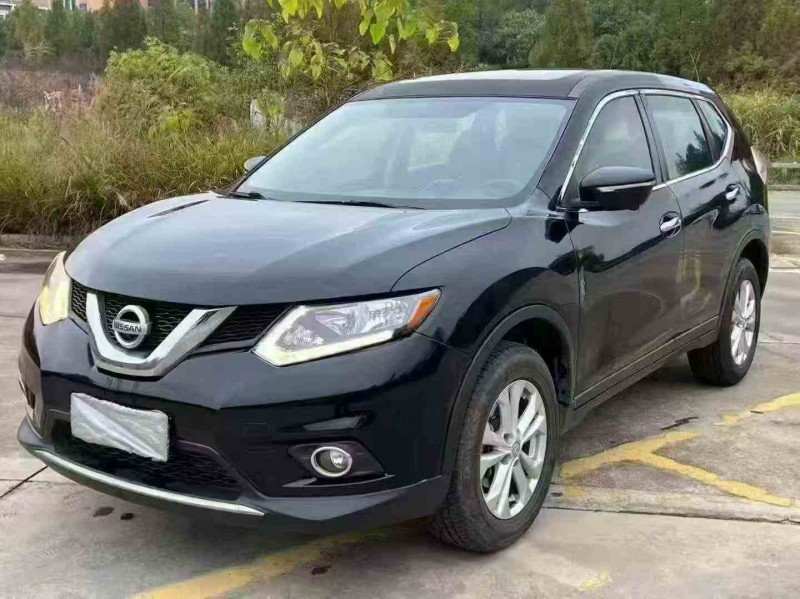 衡阳16年日产奇骏3