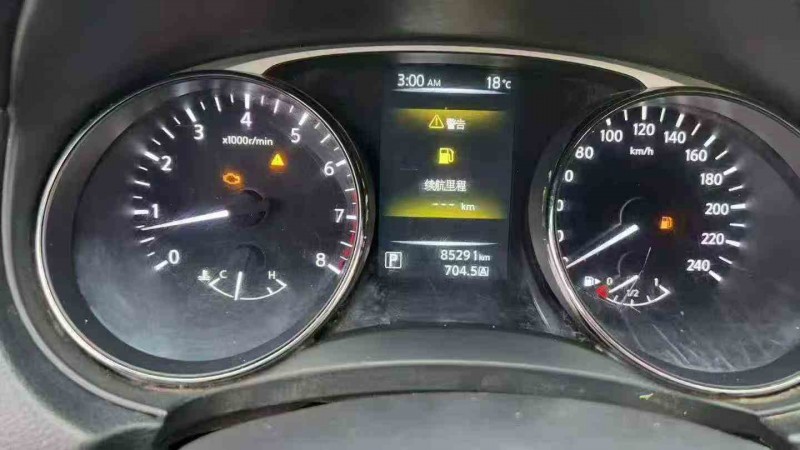 衡阳16年日产奇骏4