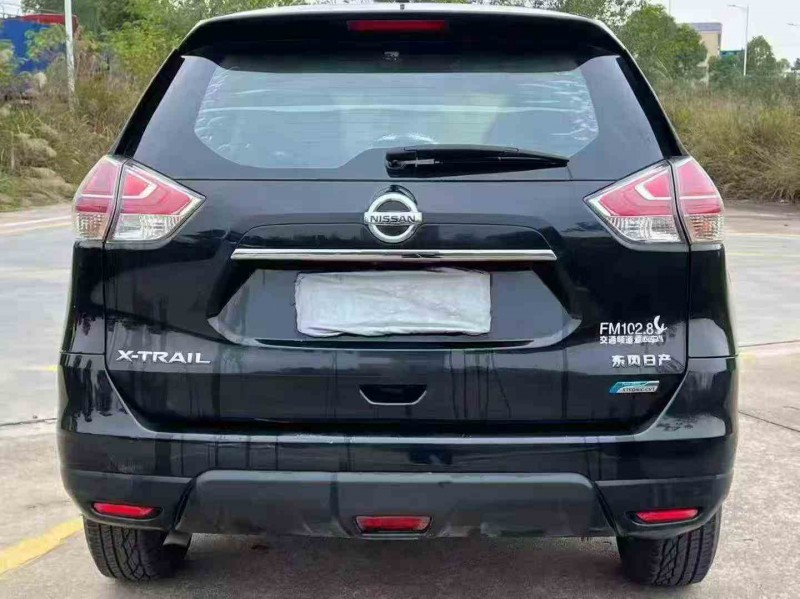 衡阳16年日产奇骏9