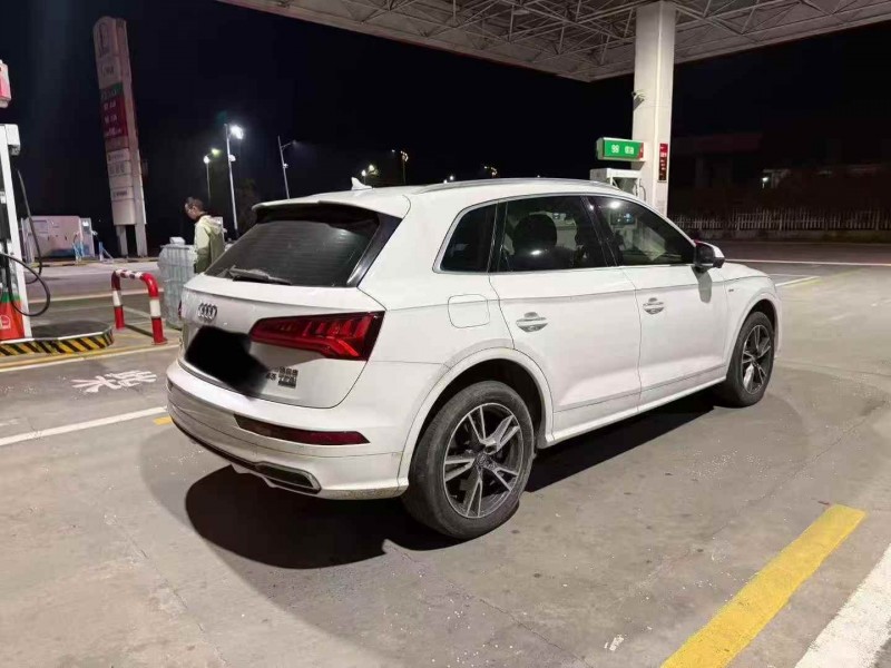 常州19年奥迪Q56
