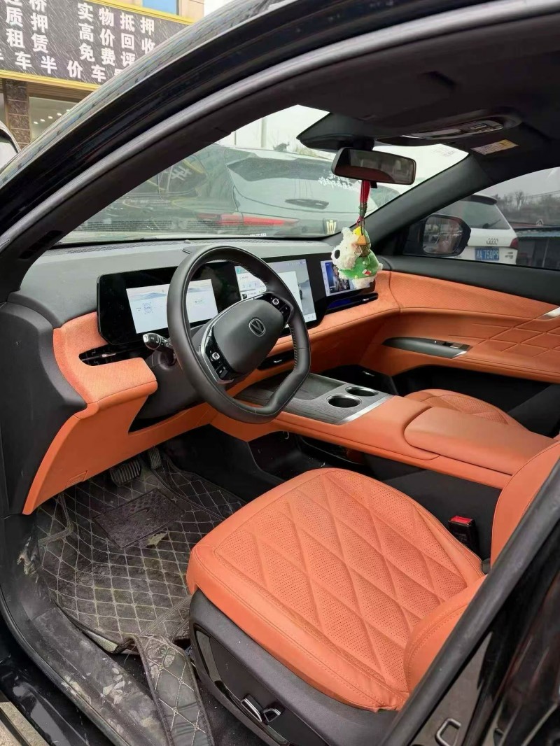 岳陽25年長安汽車CS754