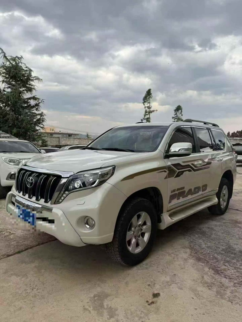 安順16年豐田普拉多3