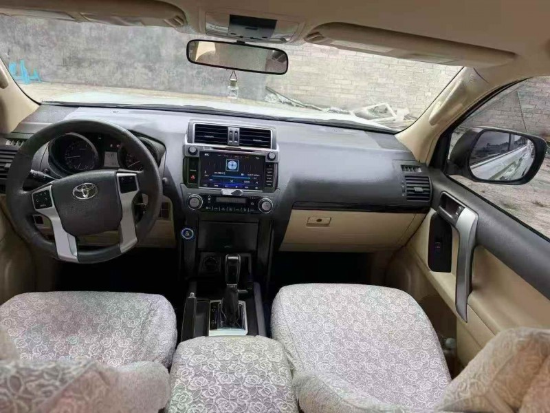 安順16年豐田普拉多4