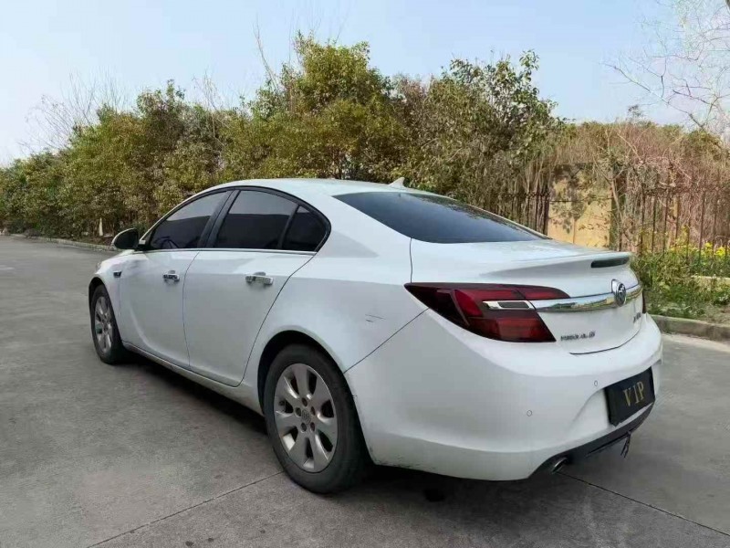 温州16年别克君威9