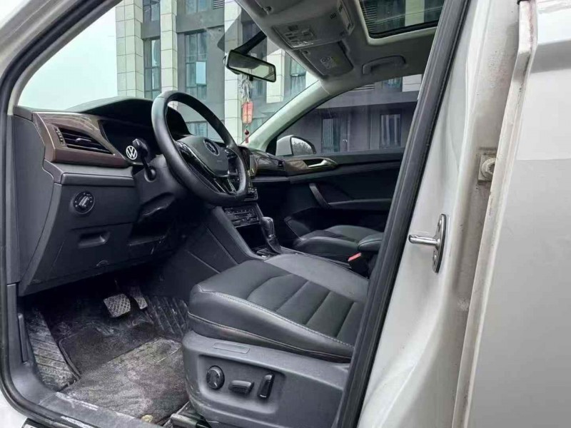 苏州22年大众途岳4