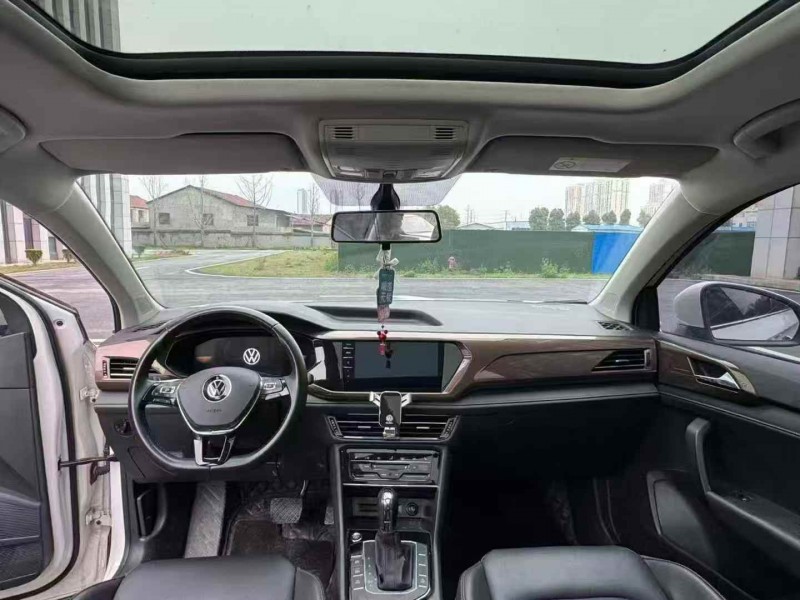 苏州22年大众途岳5