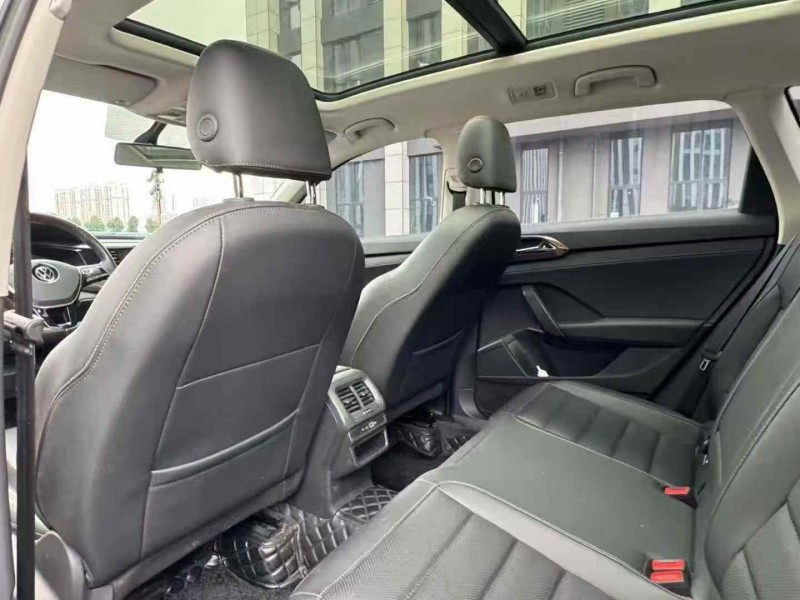 苏州22年大众途岳6