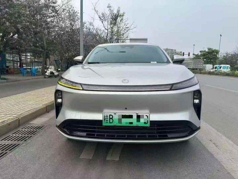 贵港25年东风风神1