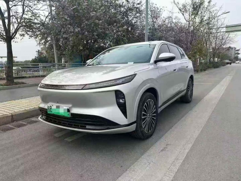 贵港25年东风风神2