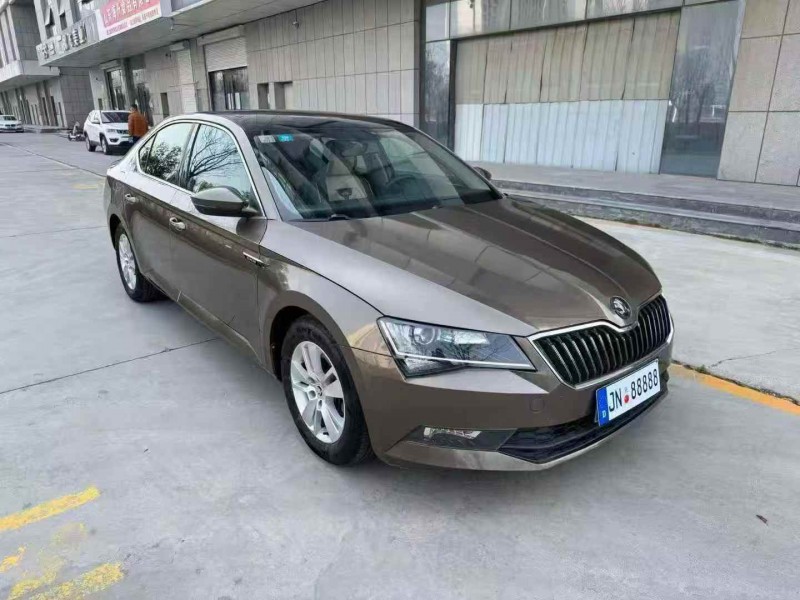 濟寧17年斯柯達速派3